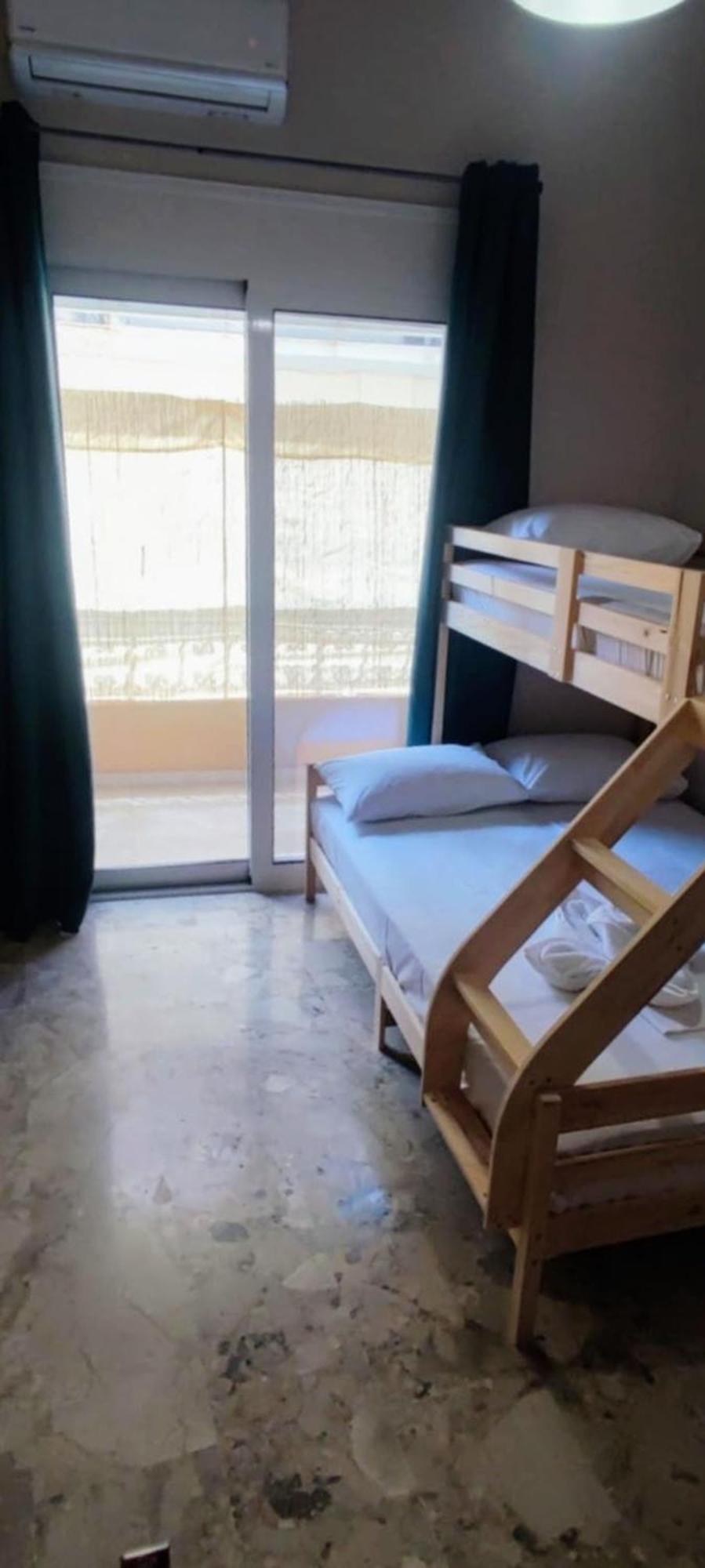Family Central In Каламата Экстерьер фото